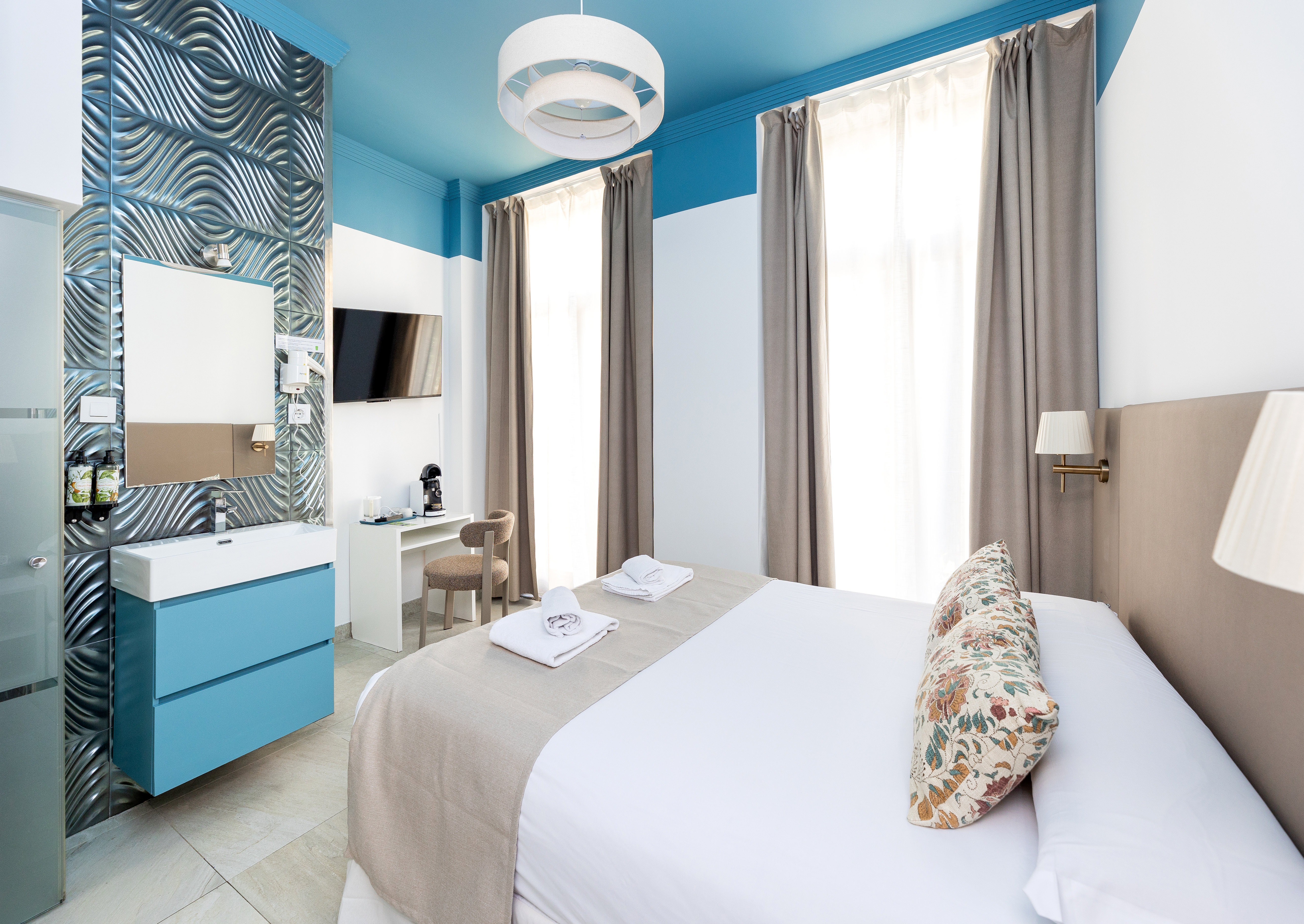 HOTEL-GRANADA-NEST-STYLE-HOTEL-GRANADA-NEST-STYLE-DOBLE