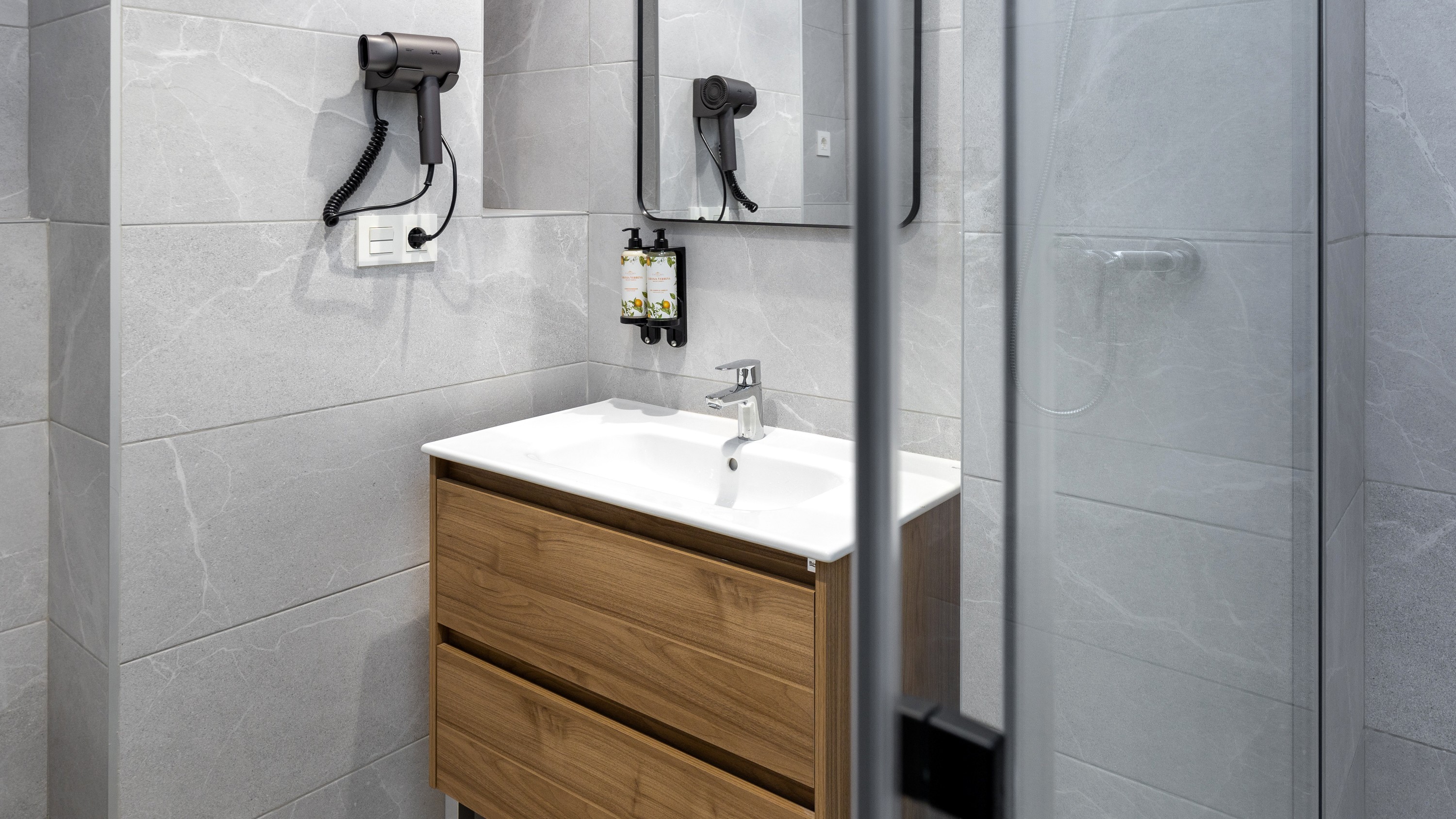 Aparatmentos-Granada-Nest-Flats-Triunfo-12